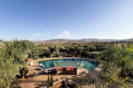 Exceptional property 40 km from Marrakech, on the Tahanaout road  - photo 1