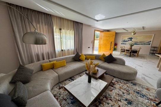 New contemporary 4-bedroom villa on Route d'Amizmiz - photo 1