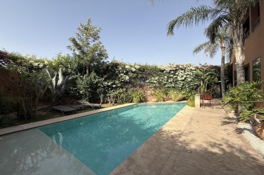 4-Bedroom Villa and Targa Independent Apartment - photo 1